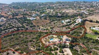 Land for sale in Lagoa, Portugal — €699,000