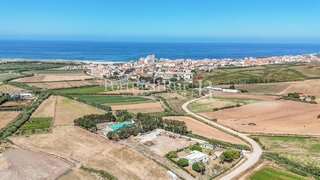 Terreno · 10 279 m² · 735 000 €