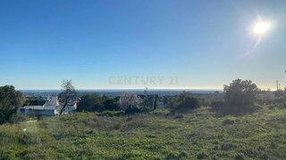 Terreno de 1760 m² em Faro