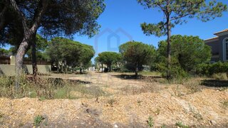 Land for sale in Loulé, Portugal — €1,975,000