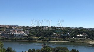 Land for sale in Vila Nova de Gaia, Portugal — €1,250,000