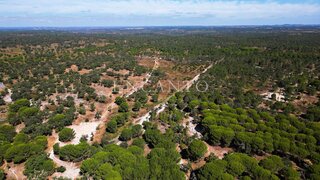 Terreno de 275 200 m² em Setúbal