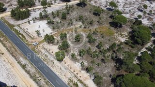 Land for sale in Grândola, Portugal — €1,600,000