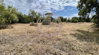 Land for sale in Loulé, Portugal — €590,000