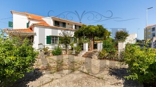 Land for sale in Alenquer, Portugal — €1,750,000