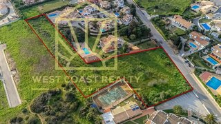 Land for sale in Lagos, Portugal — €2,190,000