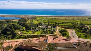 Land for sale in Lagos, Portugal — €1,950,000