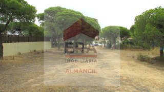 Terreno de 890 m² em Loulé