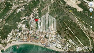 Land for sale in Sesimbra, Portugal — €990,000