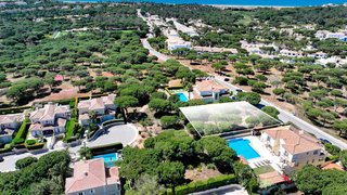 Land for sale in Loulé, Portugal — €1,975,000