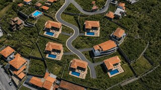 Land for sale in Ribeira Brava, Portugal — €650,000