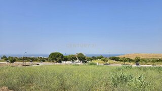 Terreno · 713 m² · 525 000 €