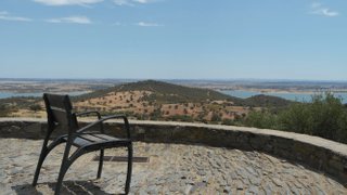 Land for sale in Reguengos de Monsaraz, Portugal — €2,500,000