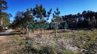 Land for sale in Marinha Grande, Portugal — €200,000