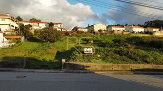 Land for sale in Vila Nova de Famalicão, Portugal — €230,000