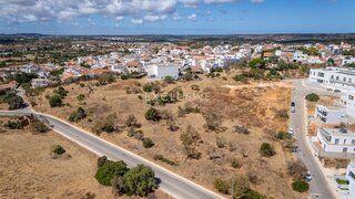 Land for sale in Portimão, Portugal — €850,000