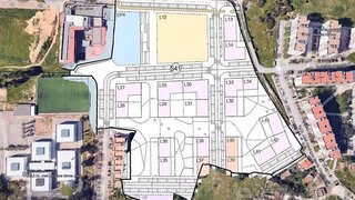 Terreno de 41 940 m² em Faro
