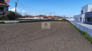 Land for sale in Oliveira do Bairro, Portugal — €40,000