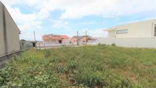 Land for sale in Oliveira de Azeméis, Portugal — €75,000
