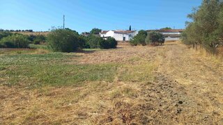 Land for sale in Serpa, Portugal — €175,000