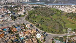 Land for sale in Lagoa, Portugal — €175,000