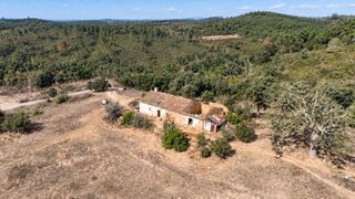 Terreno · 732 166 m² · 450 000 €