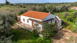 Land for sale in Lagos, Portugal — €395,000