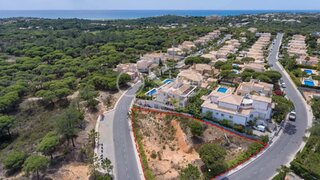 Land for sale in Loulé, Portugal — €2,775,000