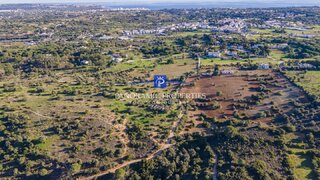 Terreno de 84 128 m² em Lagoa