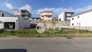 Land for sale in Amares, Portugal — €90,000