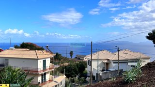 Land for sale in Santa Cruz, Portugal — €47,000