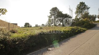 Terreno de 1405 m² em Leiria