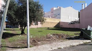 Land for sale in Amadora, Portugal — €450,000
