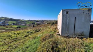 Land for sale in Torres Vedras, Portugal — €82,000