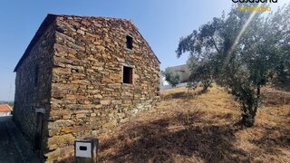 Land for sale in Proença-a-Nova, Portugal — €90,000