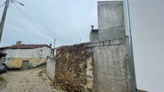 Terreno em Carrazeda de Ansiães