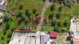 Terreno em Leiria · 823 m² · 79 000 €