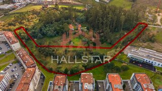 Terreno de 9942 m² em Leiria