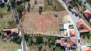 Terreno de 1302 m² em Leiria