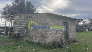 Terreno de 2200 m² em Castelo Branco