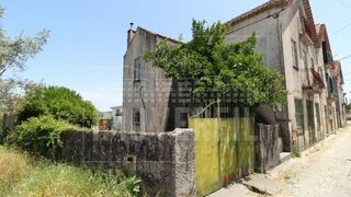 Land for sale in Seia, Portugal — €93,500