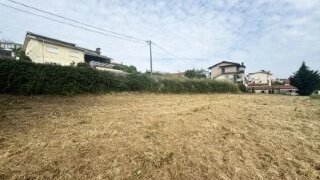 Land for sale in Oliveira de Azeméis, Portugal — €36,500