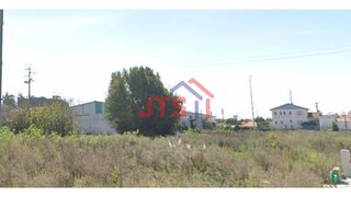 Terreno de 2100 m² em Aveiro