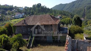 Land for sale in Figueiró dos Vinhos, Portugal — €180,000