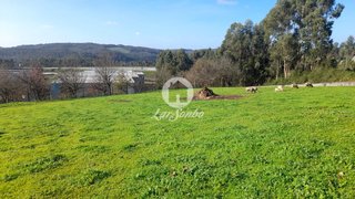 Land for sale in Vila Nova de Famalicão, Portugal — €424,500
