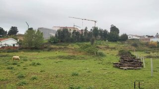 Land for sale in Vila Nova de Gaia, Portugal — €900,000