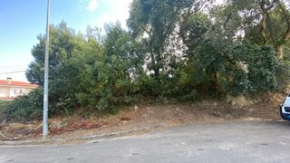 Land for sale in Vila Nova de Gaia, Portugal — €65,000