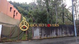 Land for sale in Gondomar, Portugal — €117,500