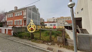 Terreno em Matosinhos · 283 m² · 315 000 €