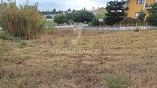 Terreno em Santarém · 690 m² · 45 000 €